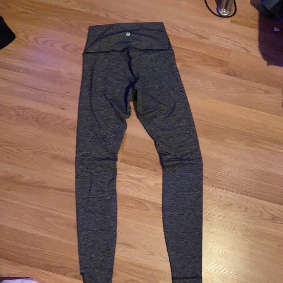 grey lululemon leggings :) - Picture 3 of 3